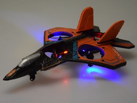 Zdalnie sterowany Podniebny Myśliwiec Trick Fighter Akrobacje 360st RC0701