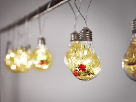 LAMPKI LED ŁAŃCUCH NA BATERIE KURTYNA LAMPKI CHOINKOWE KULE Z DEKORACJĄ 3M 50LED CIEPŁY